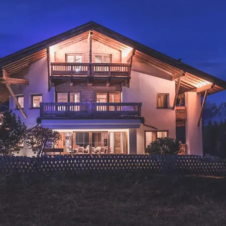 Ferienhaus Seefelder Spitze By Monicare Seefeld in Tirol